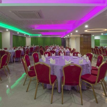 Hotel Mira Garden Силет Екстериор снимка