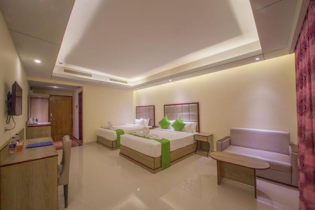 Hotel Mira Garden Силет Екстериор снимка