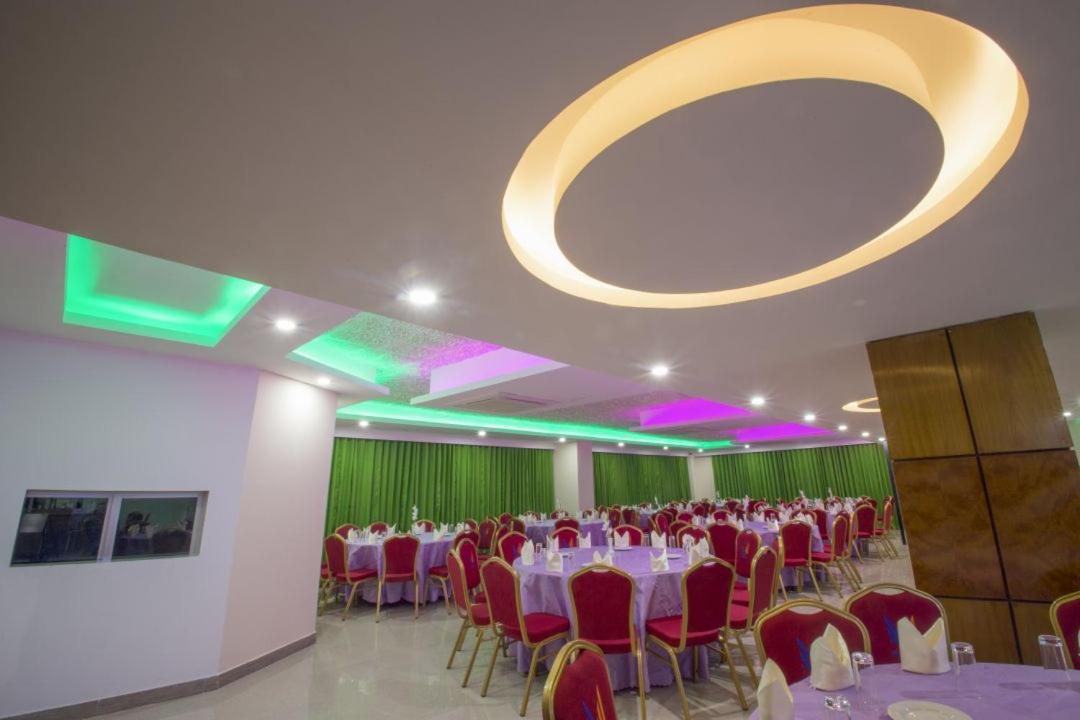 Hotel Mira Garden Силет Екстериор снимка