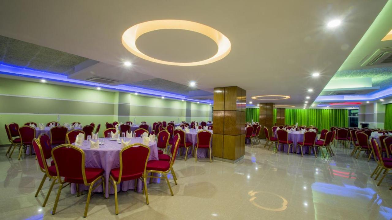 Hotel Mira Garden Силет Екстериор снимка