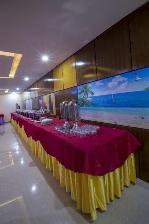 Hotel Mira Garden Силет Екстериор снимка
